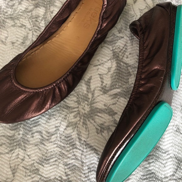 Limited ed. Raspberry Truffle Tieks by Gavrieli - Picture 6 of 11